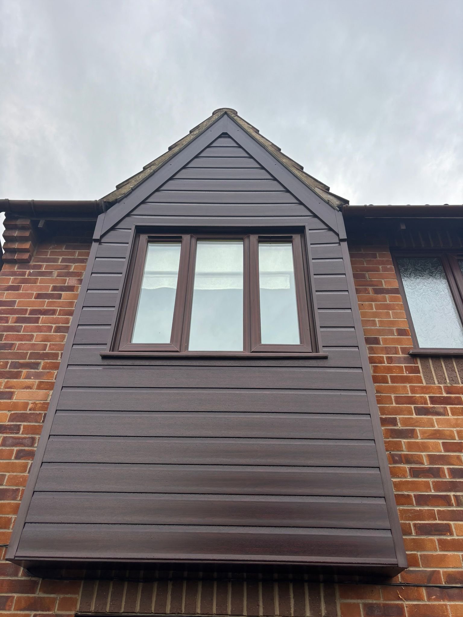 Weather-Worn No More: Cladding & Guttering Upgrade in Lincoln - Image 3